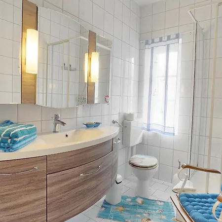 Seerano Apartment *
